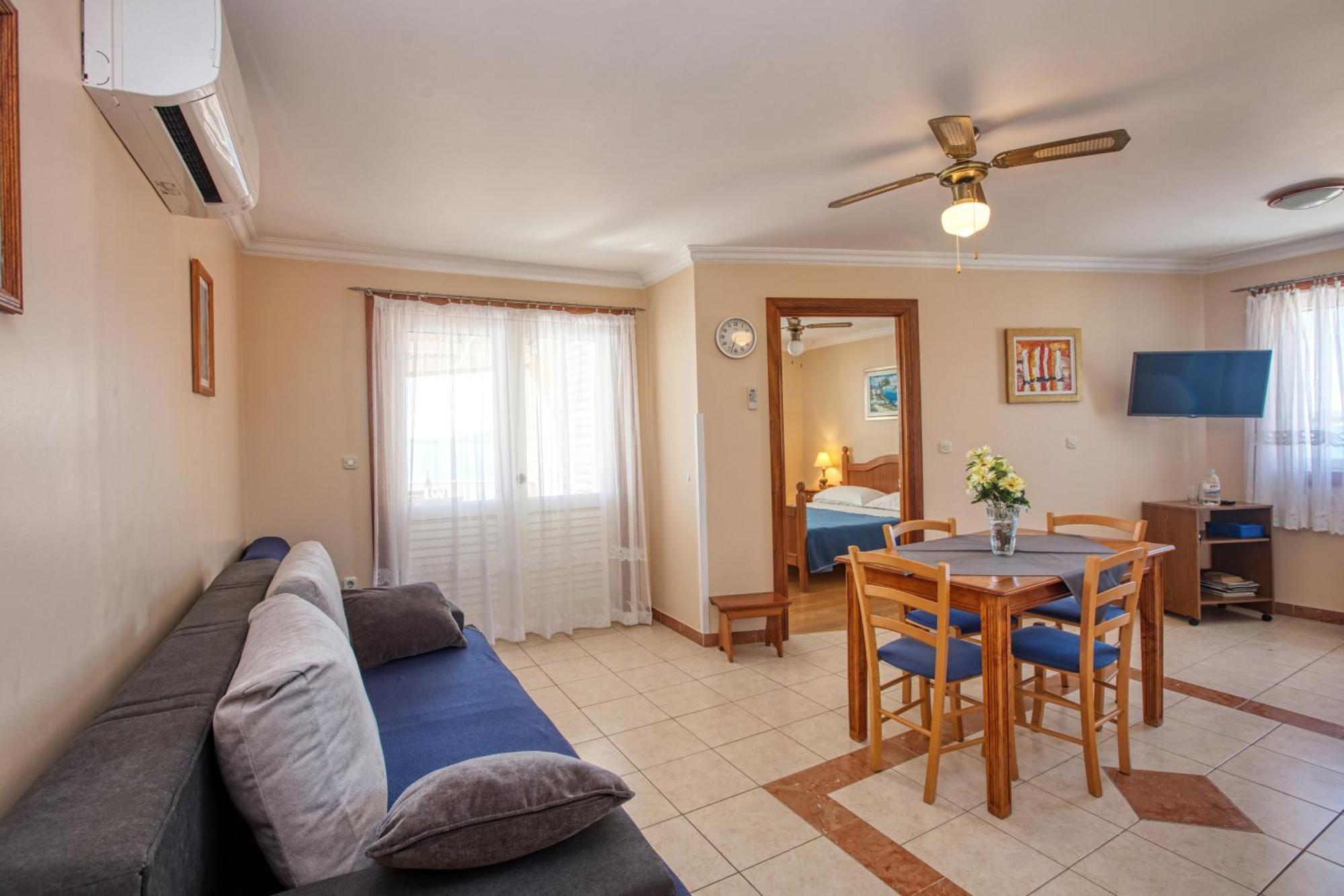 Apartments By The Sea Brodarica, Sibenik - 4194 Ngoại thất bức ảnh