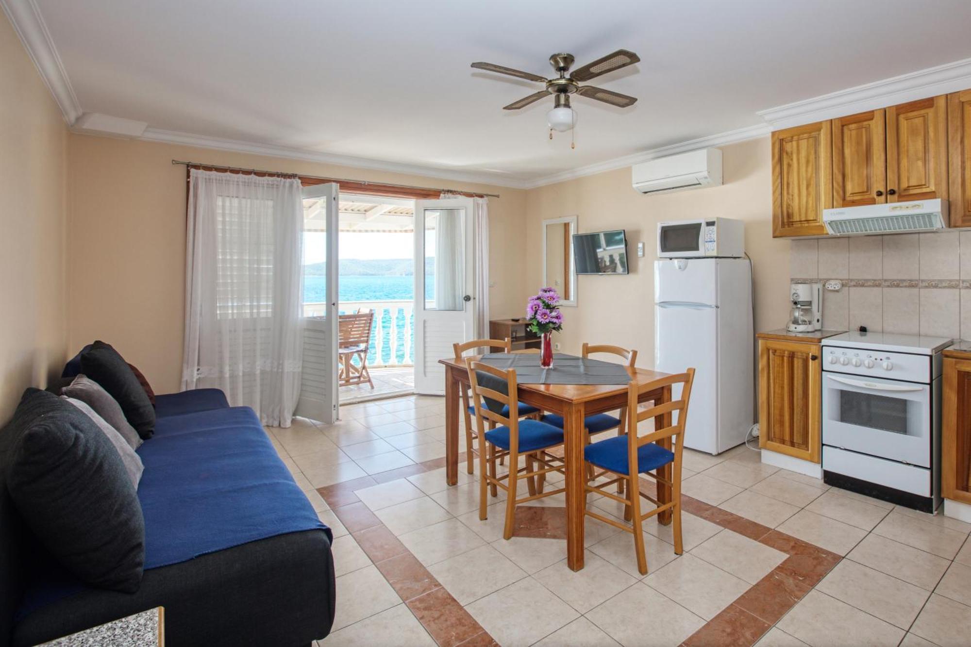 Apartments By The Sea Brodarica, Sibenik - 4194 Ngoại thất bức ảnh