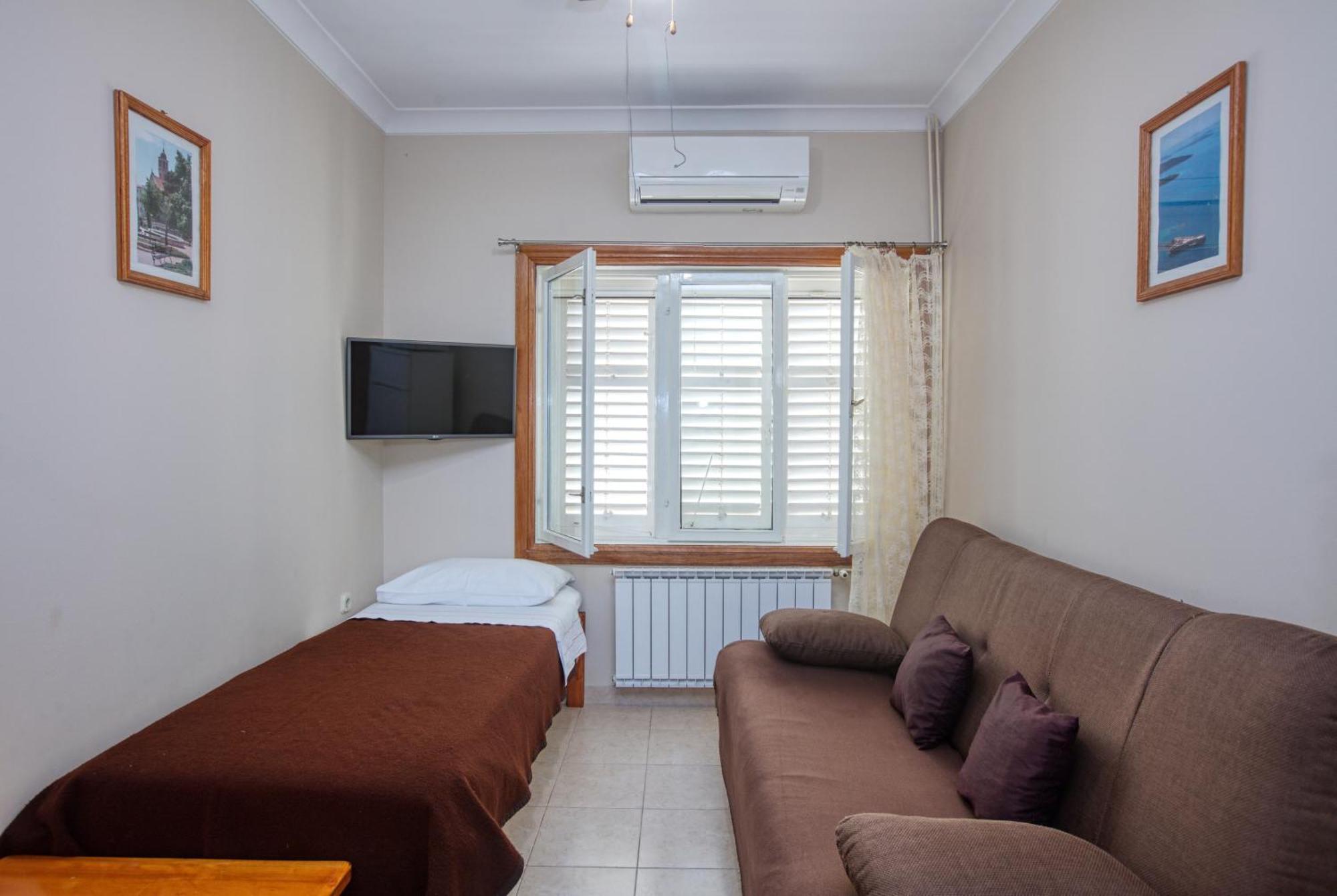 Apartments By The Sea Brodarica, Sibenik - 4194 Phòng bức ảnh